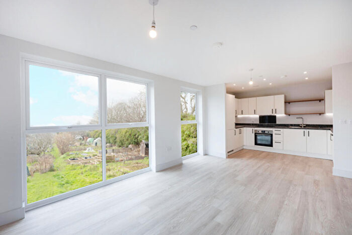 2 Bedroom Apartment To Rent In Prince Charles Road, Exeter, EX4