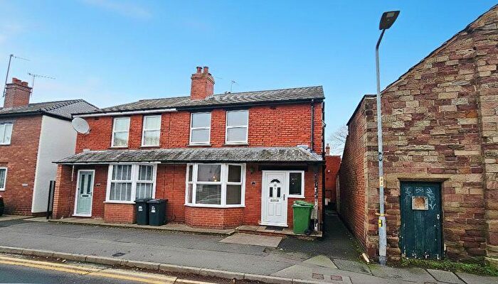 2 Bedroom Flat For Sale In Friars Street, Hereford, HR4