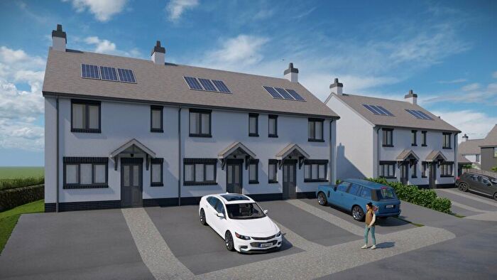 3 Bedroom End Of Terrace House For Sale In Hazelhurst Gardens, Simpson Cross, SA62