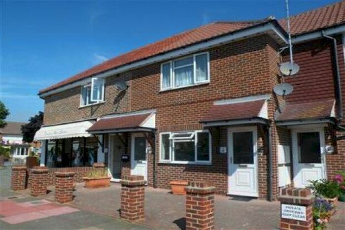 1 Bedroom Flat To Rent In Crowborough Drive, Worthing, BN12