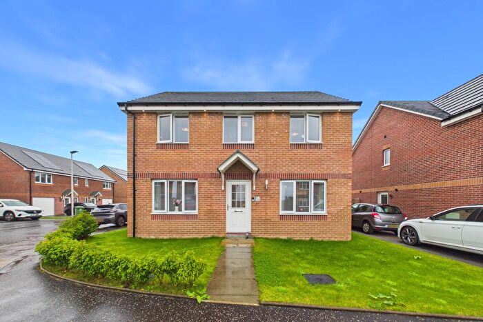 4 Bedroom Detached House For Sale In Twister Crescent, Stonehouse, ML9