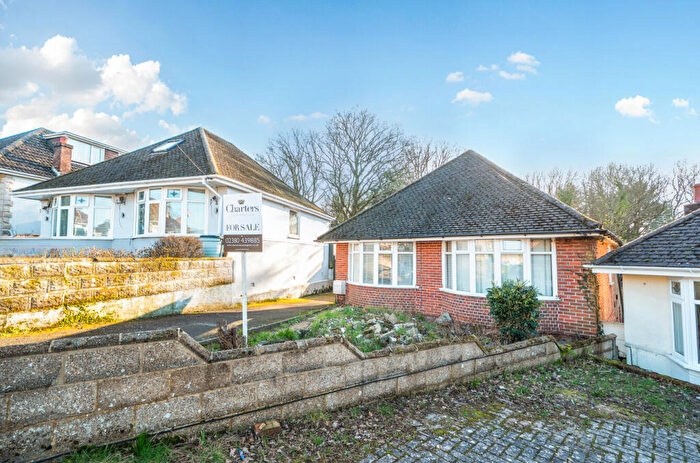 3 Bedroom Bungalow For Sale In South East Crescent, Sholing, Southampton, Hampshire, SO19