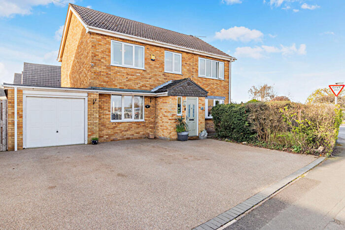 4 Bedroom Detached House For Sale In Littleworth Lane, Rossington, Doncaster, DN11