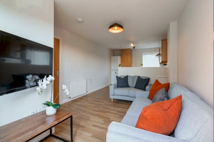 5 Bedroom Flat To Rent In Falconar Street, Newcastle, NE2