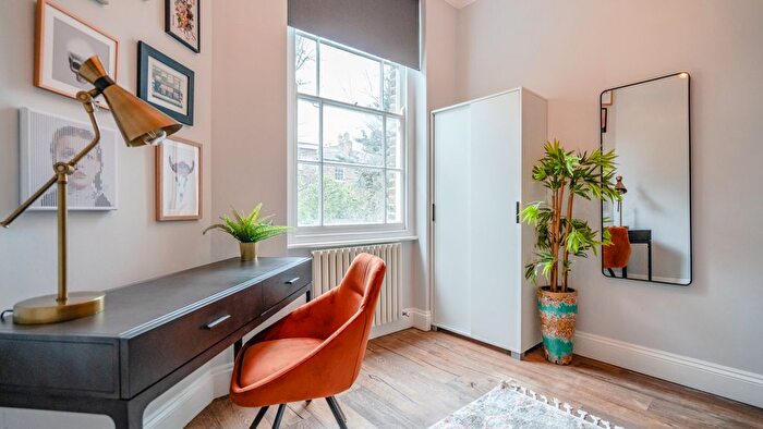 2 Bedroom Flat To Rent In Bartholomew Road, Kentish Town, NW5