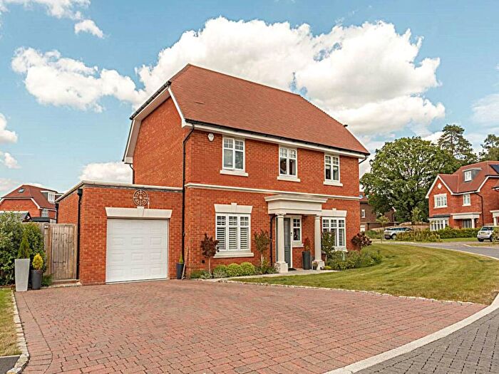 5 Bedroom House To Rent In Kingswood, , Ascot, SL5