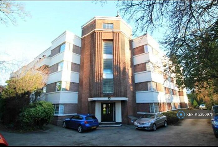 2 Bedroom Flat To Rent In Mansfield Road, Nottingham, NG5
