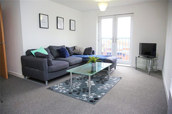 2 Bedroom Flat To Rent In Chapeltown Street, Manchester, Greater Manchester, M1