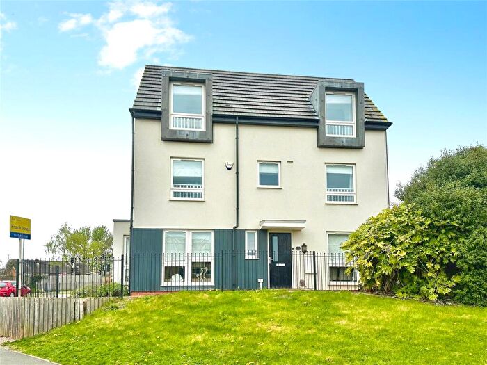 4 Bedroom Detached House For Sale In Waldrom Road, Gedling, Nottingham, Nottinghamshire, NG4