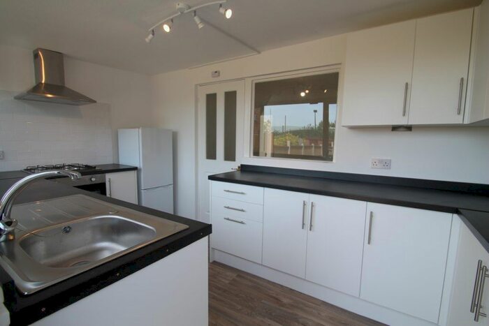 2 Bedroom Property To Rent In School Road, Dagenham, RM10