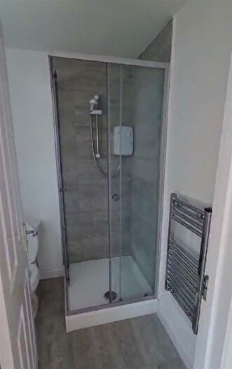 2 Bedroom House To Rent In Fraser Road, Cheshunt, EN8