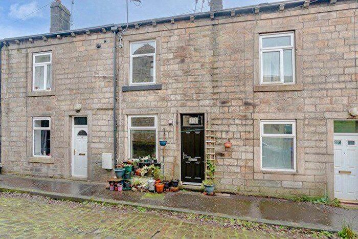 2 Bedroom Detached House For Sale In Sun Terrace, Todmorden, West Yorkshire, OL14