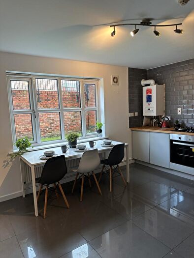 6 Bedroom Terraced House To Rent In Available Now: -Bed Gated House In Lenton (Denison Court), NG7