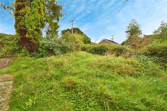 2 Bedroom Semi-Detached Bungalow For Sale In Eldon Close, Kings Somborne, Stockbridge, Hampshire, SO20