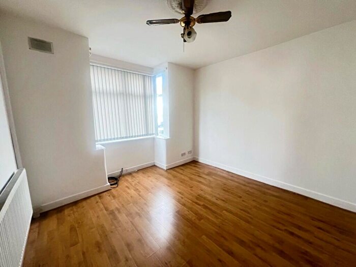 4 Bedroom Terraced House To Rent In Emscote Road, Coventry, CV3