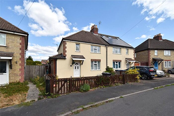3 Bedroom End Of Terrace House To Rent In Queens Meadow, Cambridge, CB1
