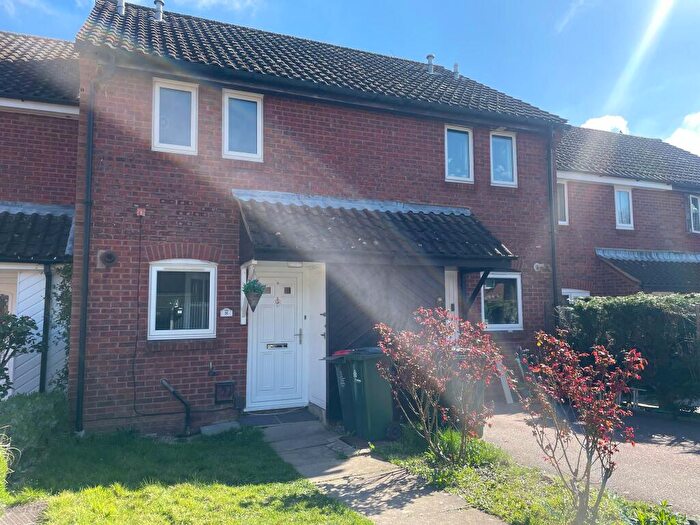 2 Bedroom Terraced House To Rent In Oakapple Close, Crawley, RH11