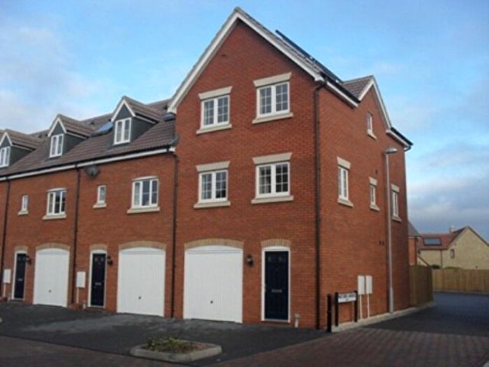 3 Bedroom Detached House To Rent In Pastures Avenue, St Georges, BS22
