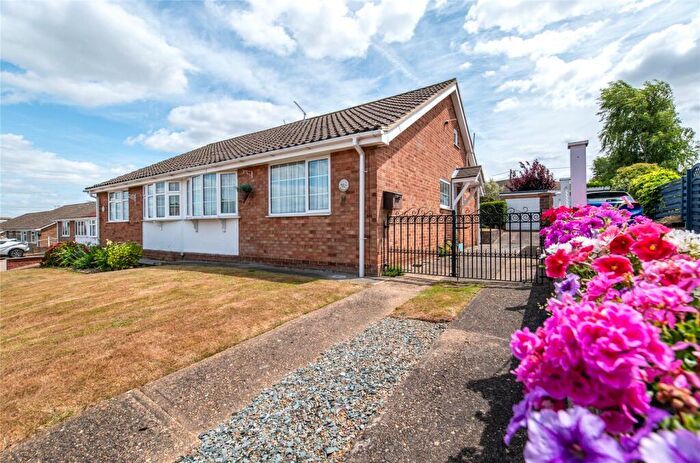2 Bedroom Bungalow For Sale In Ash Crescent, Higham, Kent, ME3