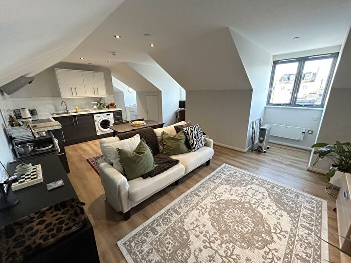 1 Bedroom Flat To Rent In Arundel Road, Brighton, BN2