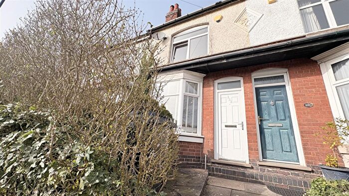 2 Bedroom Terraced House For Sale In Fordhouse Lane, Birmingham, B30