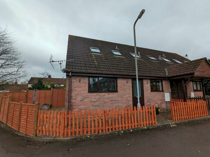 1 Bedroom Apartment To Rent In Houston Way, Frome, BA11