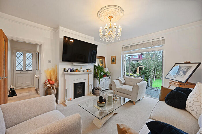 2 Bedroom Detached House For Sale In College Close, Harrow, HA3