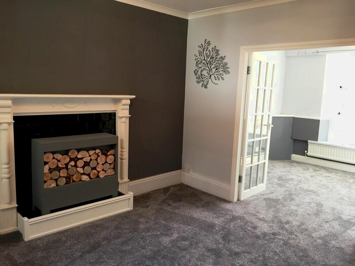 3 Bedroom Property To Rent In Heath Crescent, Graigwen, Pontypridd, CF37