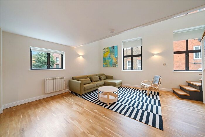 1 Bedroom Flat For Sale In Manor Gardens, London, N7