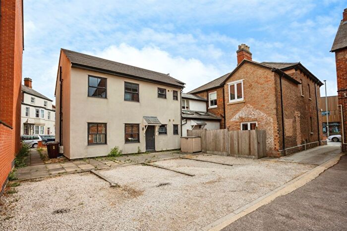 2 Bedroom Flat For Sale In Asfordby Road, Melton Mowbray, LE13