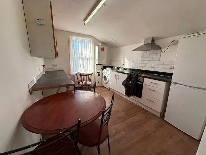 3 Bedroom Terraced House To Rent In Osborne Road, London, E7