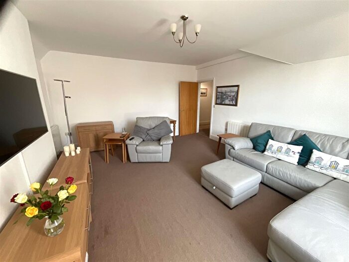 2 Bedroom Property To Rent In Avenue Victoria, Scarborough, YO11