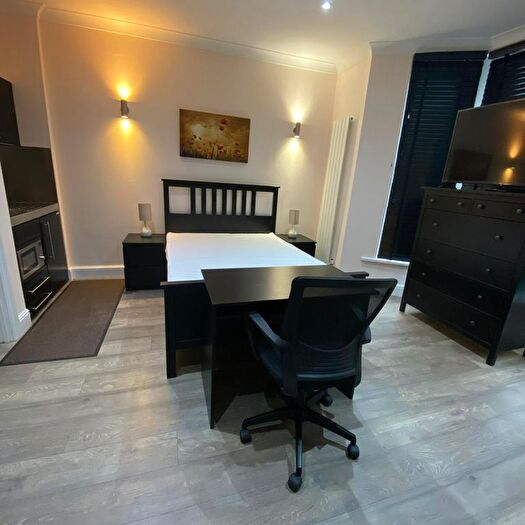 Studio To Rent In Wanstead Park Road, Ilford, IG1