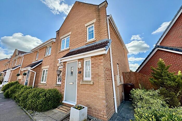 3 Bedroom Semi-Detached House For Sale In Fleming Drive, Melton Mowbray, LE13