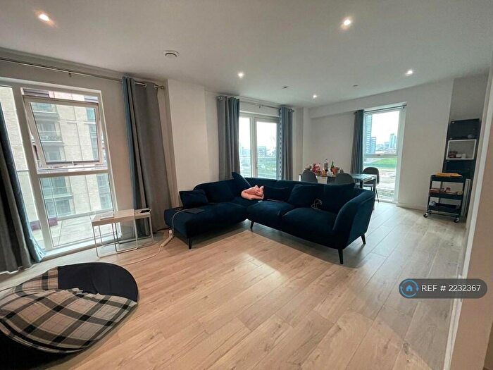 2 Bedroom Flat To Rent In Effra Gardens, London, E16