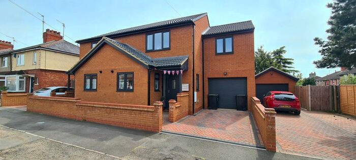 3 Bedroom Property To Rent In Simpson Avenue, Higham Ferrers, Rushden, NN10