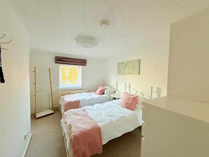 2 Bedroom Cottage For Sale In Shore Road, Hythe, Southampton, SO45
