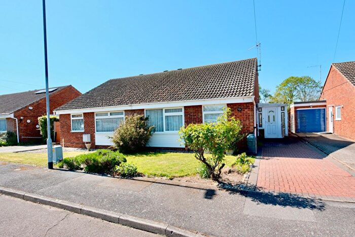 2 Bedroom Semi-Detached Bungalow For Sale In Evans Close, Brampton, Huntingdon, PE28