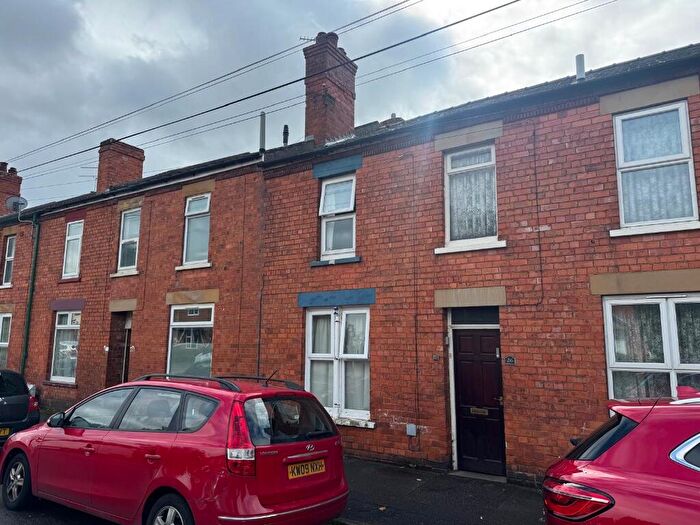 2 Bedroom Terraced House For Sale In Peel Street, Lincoln, Lincolnshire, LN5