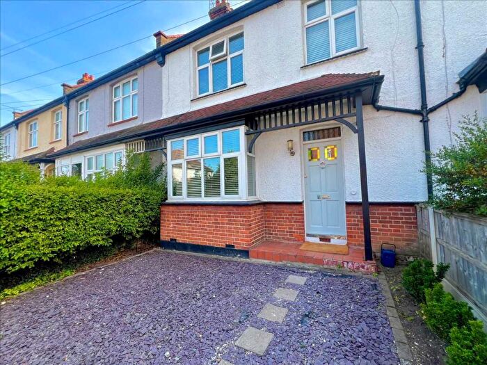 3 Bedroom Terraced House For Sale In Leigh On Sea, SS9