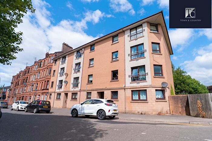 2 Bedroom Flat For Sale In Strathcona Drive, Anniesland, G13