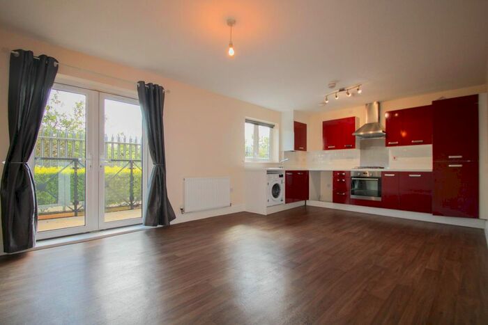 2 Bedroom Flat To Rent In Thomas Way, Braintree, CM7