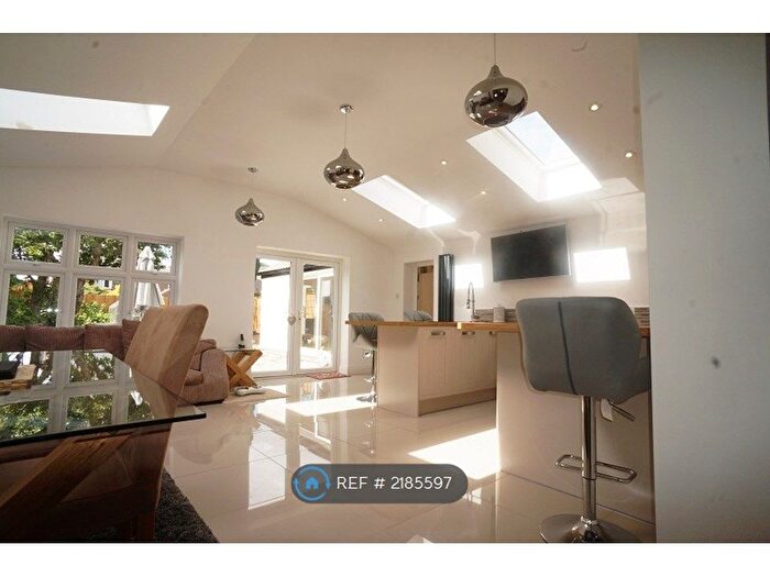 4 Bedroom Detached House To Rent In Heathwood Rd, Cardiff, CF14