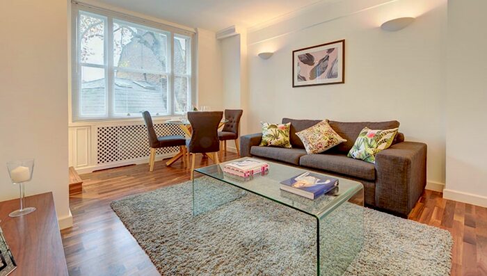 2 Bedroom Flat To Rent In Hill Street, Mayfair, London, W1J