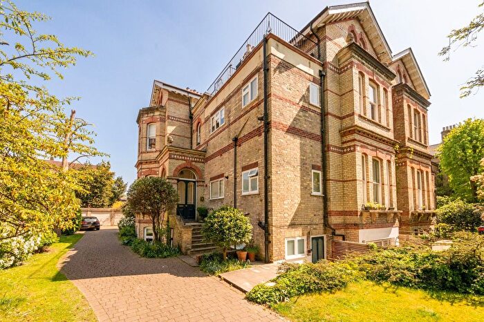 1 Bedroom Flat To Rent In Riverdale Road, East Twickenham, Twickenham, TW1