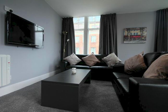 3 Bedroom Flat To Rent In Gallowgate Apartments, City Centre, NE1