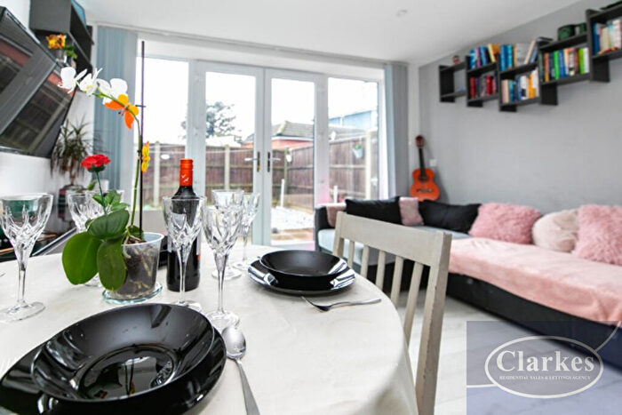 3 Bedroom Cluster House For Sale In St. Johns View, Victoria Park Road, Bournemouth, BH9