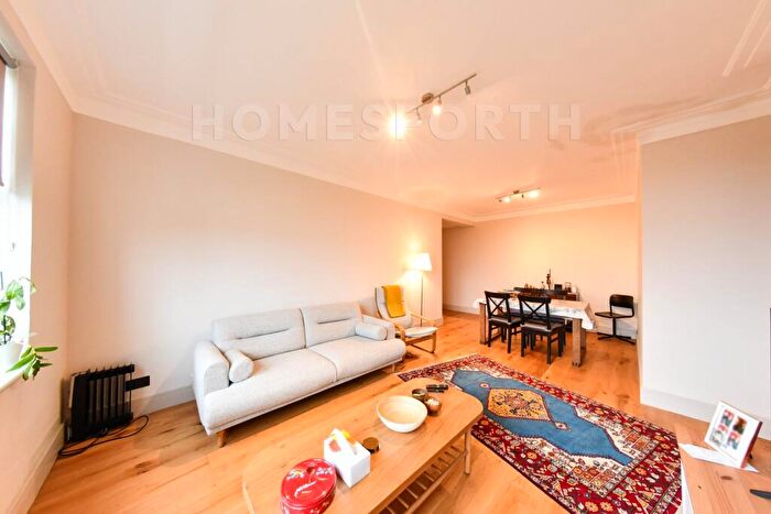1 Bedroom Flat To Rent In Hillside Court, Finchley Road, Hampstead, NW3