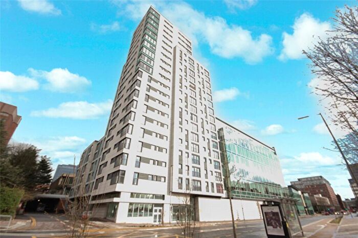 2 Bedroom Flat For Sale In Argyle Street, Glasgow, Glasgow City, G2