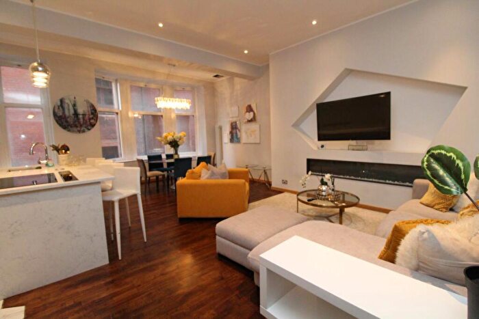 2 Bedroom Flat To Rent In York Street, Glasgow, G2